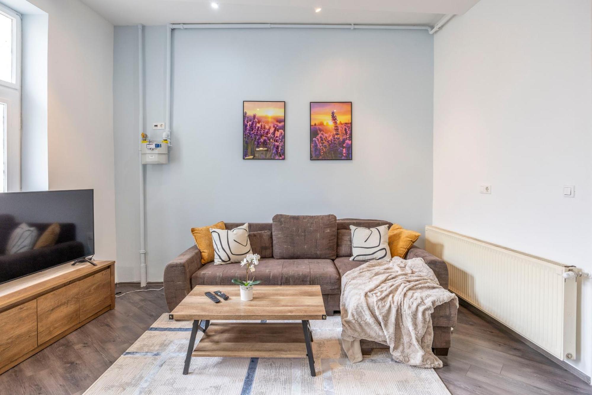Explore Budapest From A Central Cozy Home & Sweet Retreat Екстериор снимка